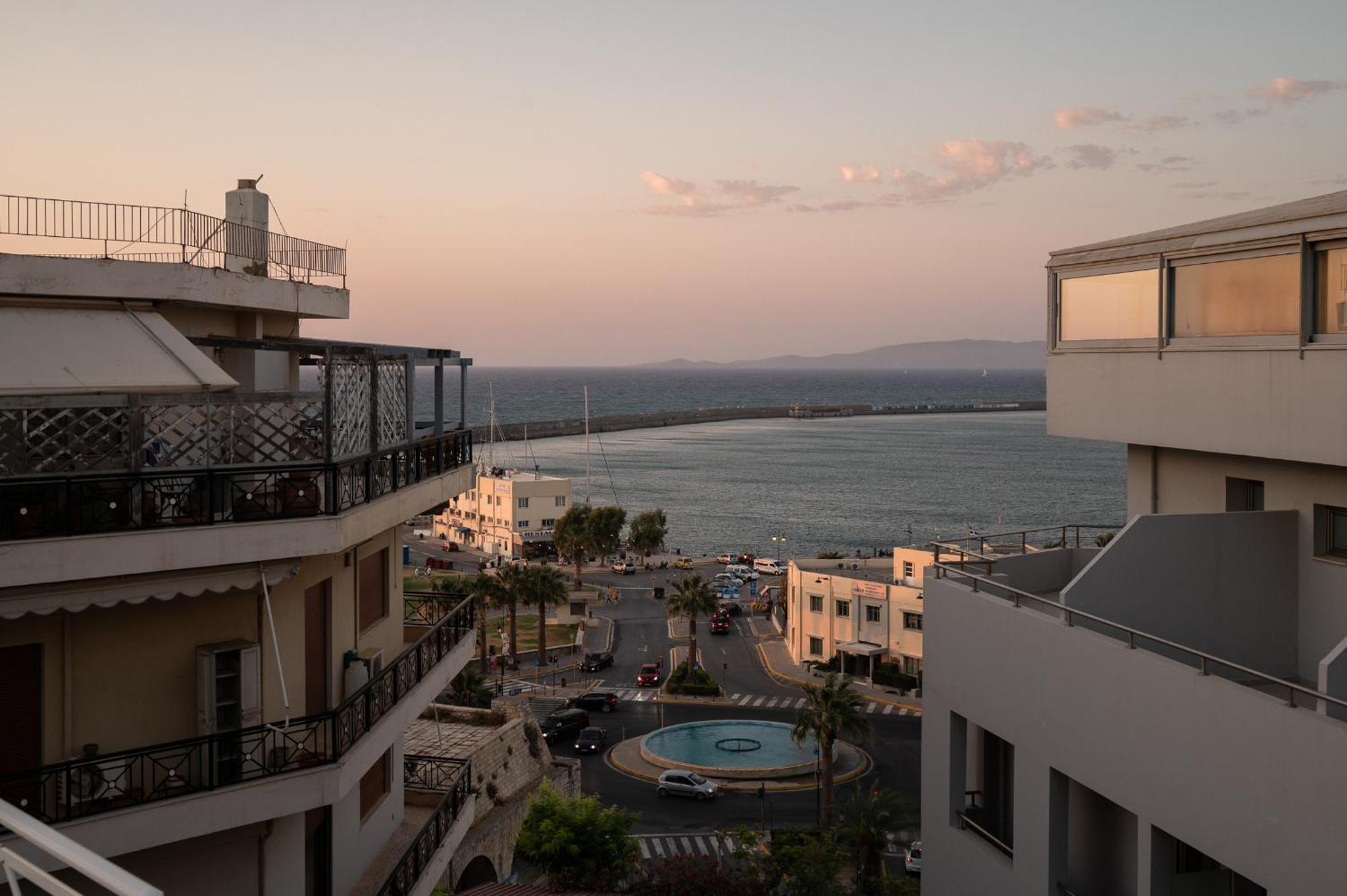 L' Horizon Luxury Living By 8Essentially Heraklion  Ngoại thất bức ảnh